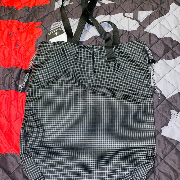 NWT- Nike Heritage Women's Tote Bag Black/ White - Picture 2 of 5